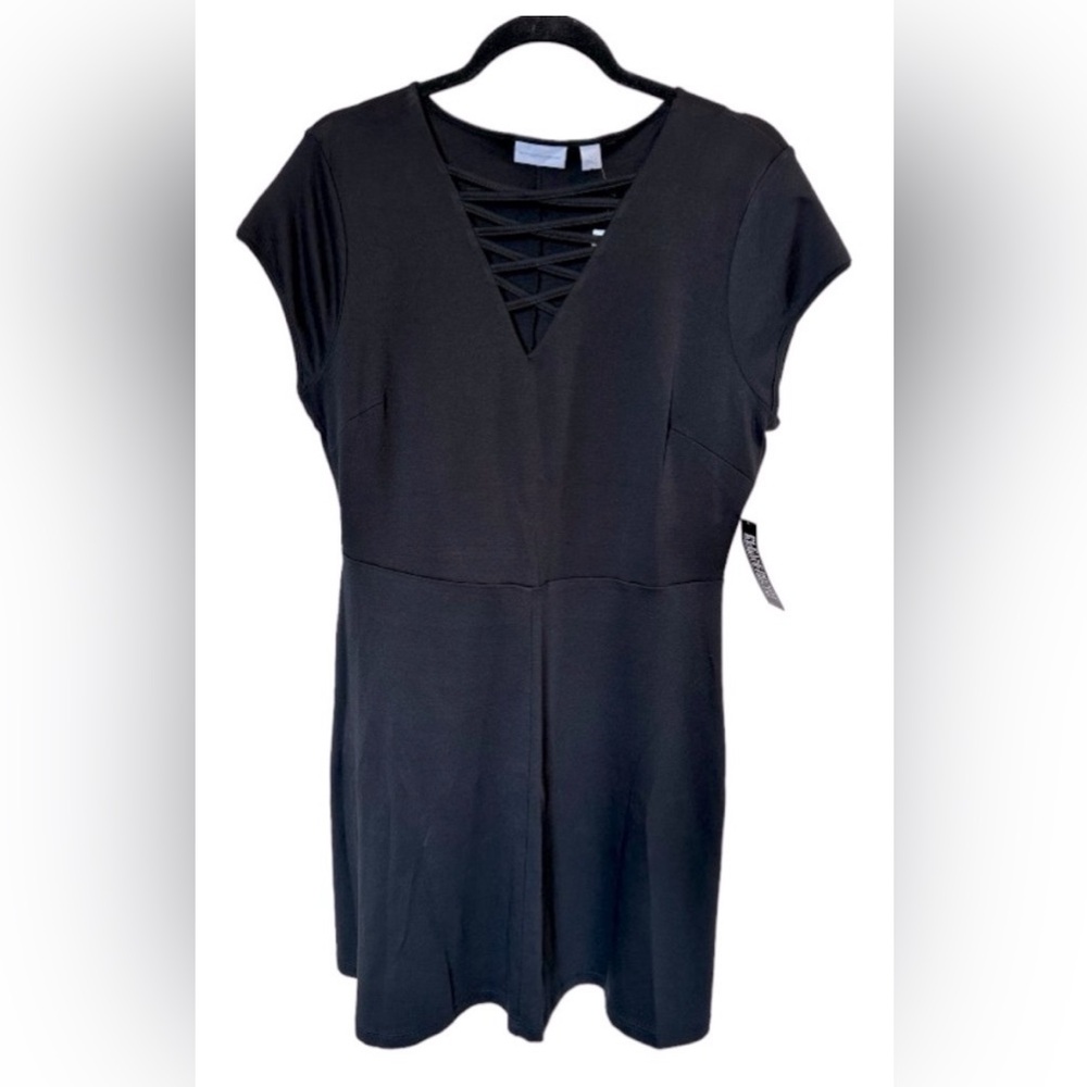 NY & Company | Crisscross V-Neck Black Dress  | Size Large | NWT *BRAND NEW*